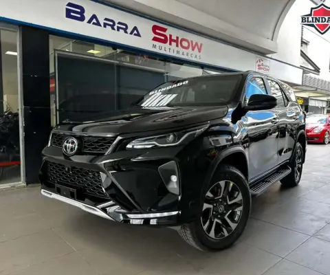 Toyota Hilux sw4 2025 2.8 d-4d turbo diesel srx platinum 7l 4x4 automático