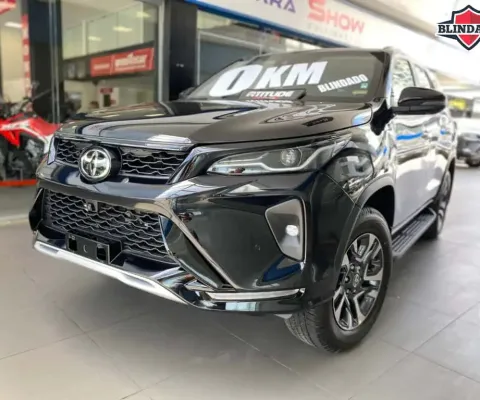 Toyota Hilux sw4 2025 2.8 d-4d turbo diesel srx platinum 7l 4x4 automático