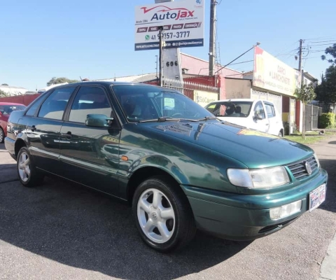 VOLKSWAGEN PASSAT 1996
