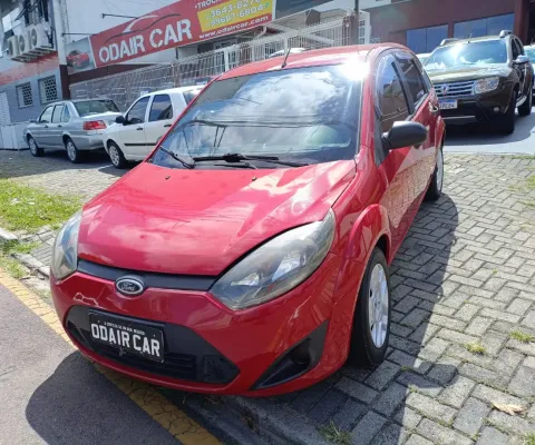 Fiesta 1.0 completo - troco, financio, parcelo no cartão de crédito.