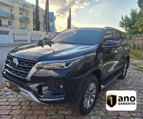 Hilux 2.8 sw4 srx 4x4 Turbo diesel 7 lugares 2022