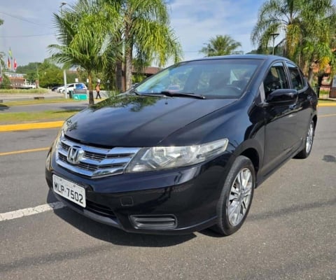 CITY Sedan LX 1.5 Flex 16V 4p Aut.