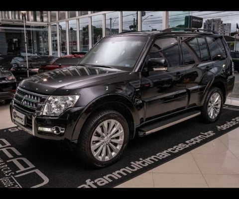 MITSUBISHI PAJERO FULL HPE 3.2TDI 200CV 4WD 7L C/TETO AUT./2019