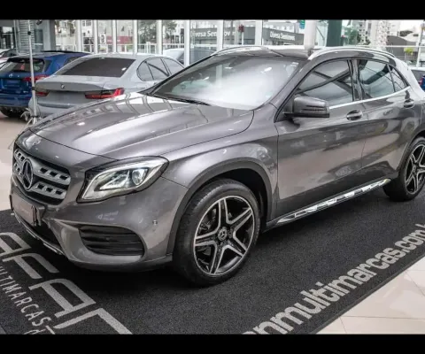 MERCEDES-BENZ GLA250 SPORT 2.0T 211CV C/TETO AUT./2018