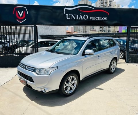OUTLANDER 2015 2.0
