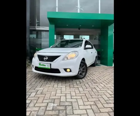NISSAN VERSA 16SL FLEX 2014