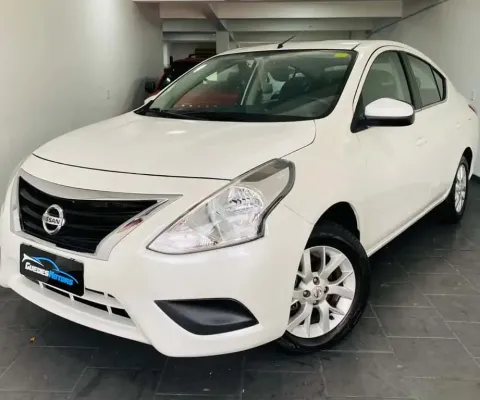 Nissan versa 16 sv 2017