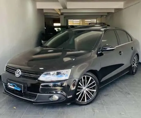 VOLKSWAGEN JETTA 2.0 TSI HIGHLINE 211CV GASOLINA 4P TIPTRONIC 2014