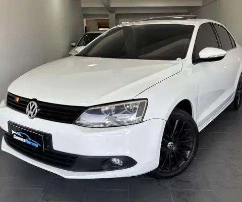 VOLKSWAGEN JETTA 2.0T 2014