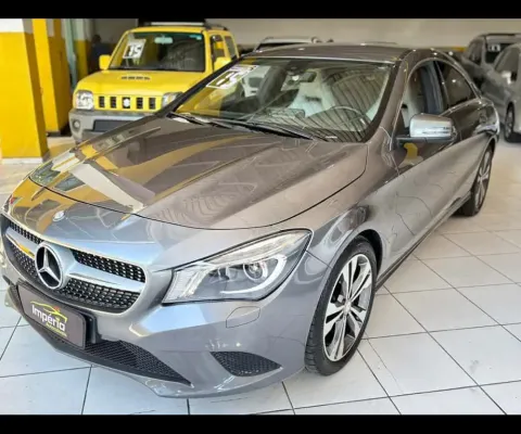 Mercedes Benz CLA-200 Gasolina Automático