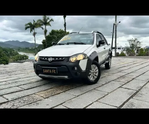 Fiat Strada ADV. 1.8 DUAL CD - Branca - 2013/2013