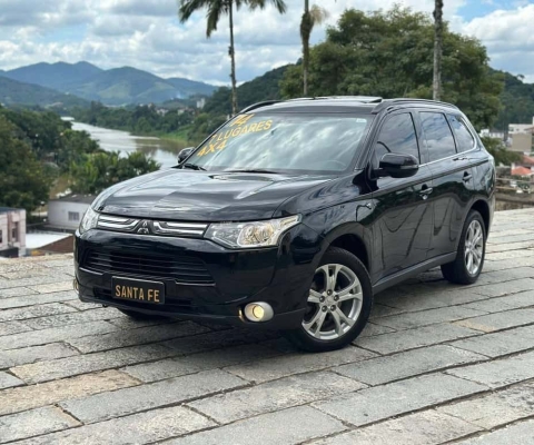 Mitsubishi Outlander 3.0 GT - Preta - 2014/2014