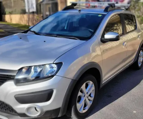 Renault sandero step 16r 2016