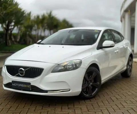 Volvo V40 2018 2.0 t4 kinetic gasolina 4p automático