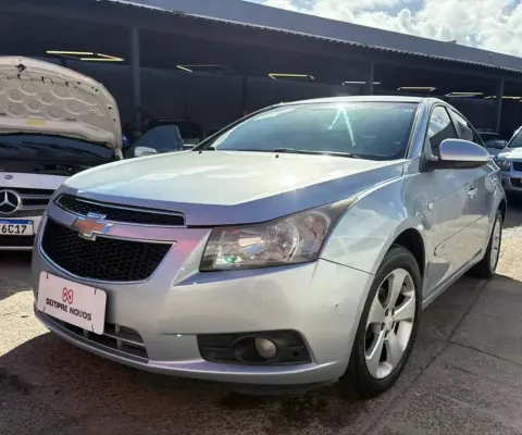 Chevrolet Cruze Sedã LT 1.8 2012 – Elegância, Conforto e Desempenho com DNA Global