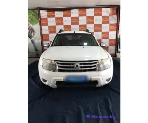 Renault Duster 2014 2.0 dynamique 4x2 16v flex 4p automático