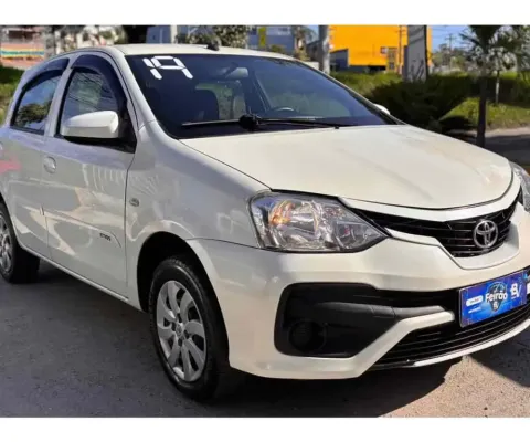 Toyota Etios 2019 1.3 x standard 16v flex 4p manual