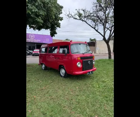 VOLKSWAGEN KOMBI Escolar/50 anos 1.4 Mi Total Flex