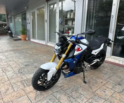 BMW F 900 R Sport Plus