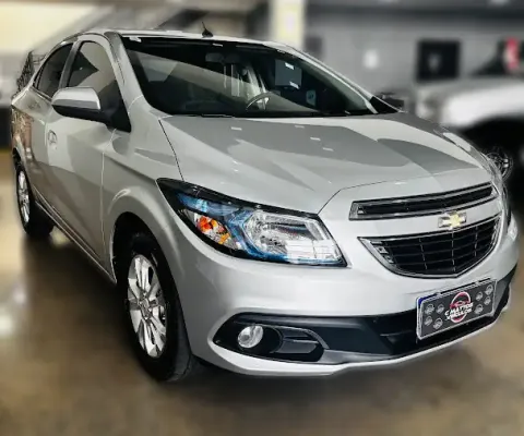 Prisma LTZ 1.4 Automatico - Raridade - Apenas 79mil km - Revisado - Periciado - Rodas de Liga Leve