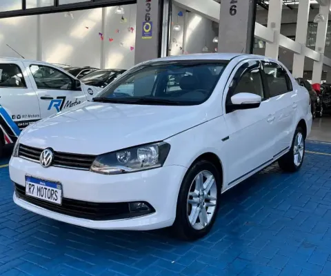 Volkswagen Voyage 2016 1.6 mi evidence 8v flex 4p automatizado