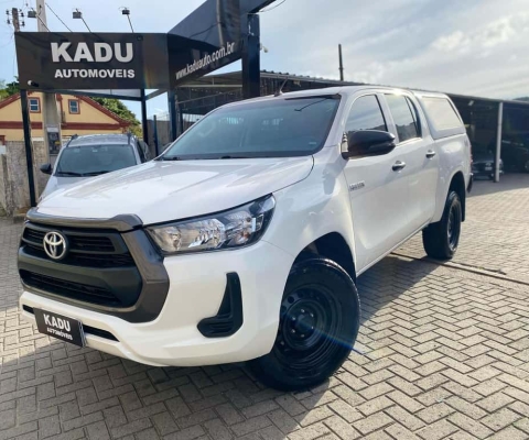 Toyota Hilux CD 4x4 2.8 Diesel Mec.