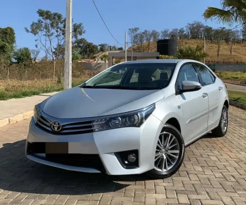 Corolla Altis 