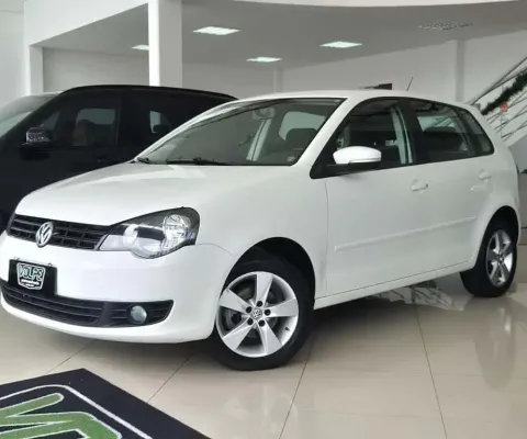 Volkswagen polo 1.6 2014