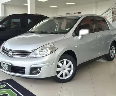 Nissan tiida sedan 1.8 16v 2011