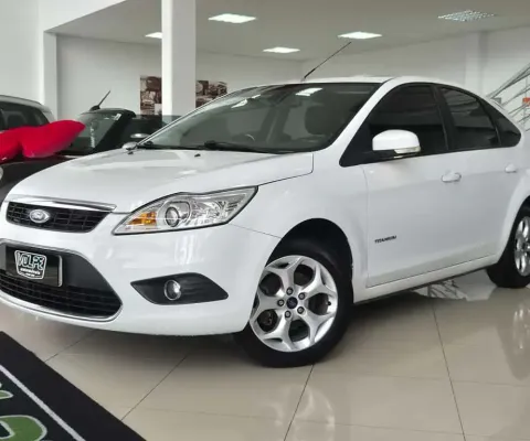 Ford focus titanium 2.0 16v 2011
