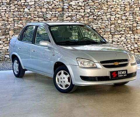 classic LS 1.0 flex 201,placa A,manual e chave copia,todo original,115mkm,impecáve!