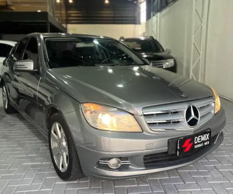 C180 Classic 2011 1.8 gasolina 112mkm. Em bom estado