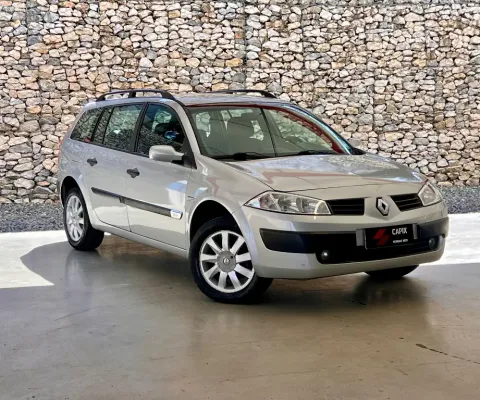 Megane Grand tour 1.6 8v 2011 manual completa!pneus novos,perícia aprovada!
