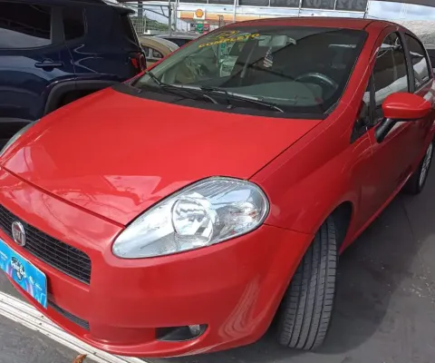 VEICULO IMPECAVEL COM 4 PNEUS NOVOS