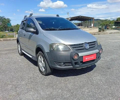 Cross fox 1.6 completo 