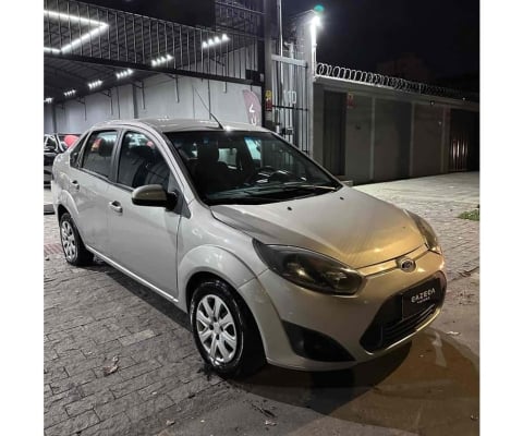 Ford Fiesta 2014 1.0 rocam se sedan 8v flex 4p manual