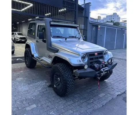 Troller T4 2011 3.0 teto rígido 16v turbo eletronic diesel 2p manual