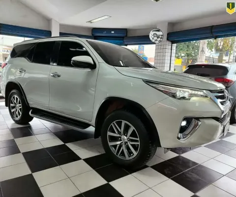 Toyota Hilux sw4 2020 2.8 srx 4x4 16v turbo intercooler diesel 4p automático