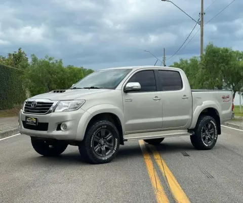 Toyota hilux cd4x4 srv 2014