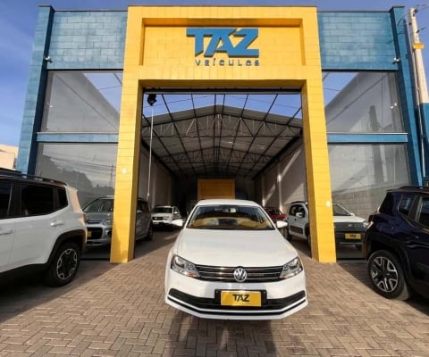 VOLKSWAGEN Jetta 2.0 4P CONFORTLINE TIPTRONIC AUTOMÁTICO