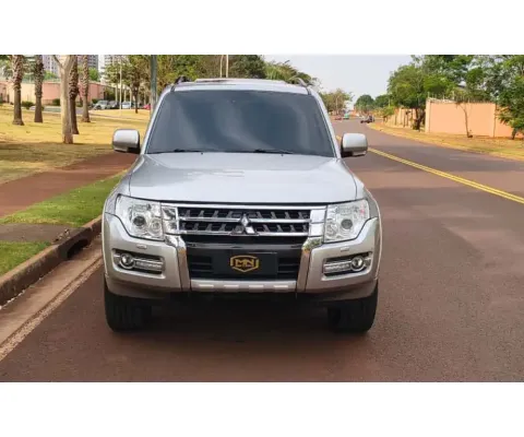 Mitsubishi Pajero full 2019 3.2 hpe 4x4 16v turbo intercooler diesel 4p automático