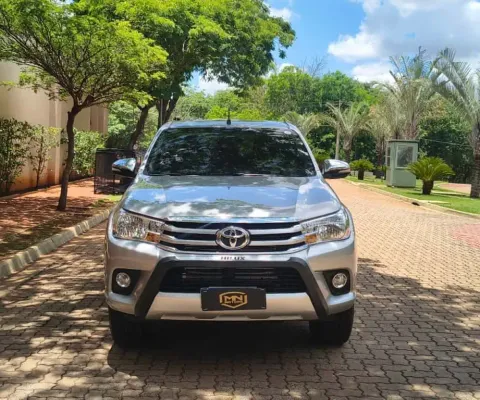 Toyota Hilux 2017 2.8 srv 4x4 cd 16v diesel 4p automático