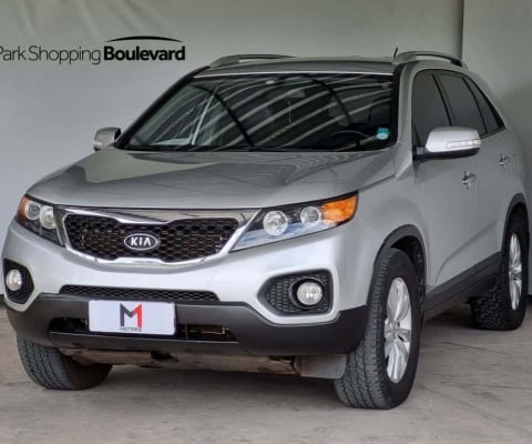 KIA SORENTO EX 2.4 GASOLINA AUTOMÁTICO - 2012 - PRATA