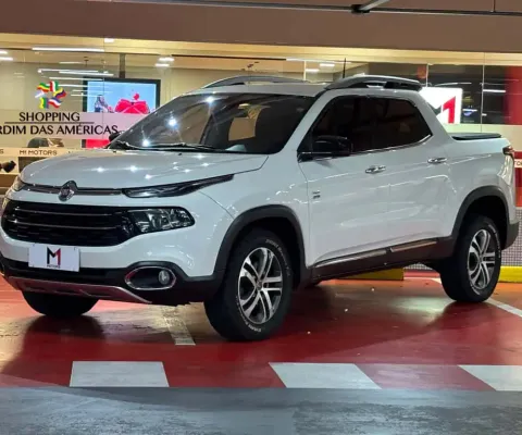 Fiat toro volcano 2.0 16v turbo diesel  4wd at9 - 2018 - branco