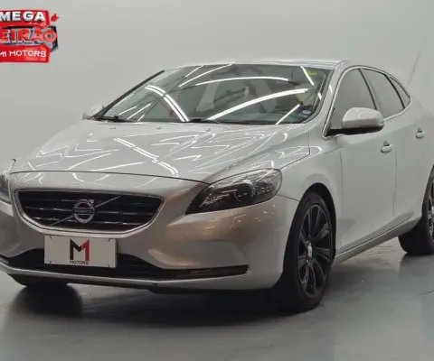 VOLVO V40 DYNAMIC 2.0 TURBO GASOLINA AUTOMÁTICO - 2014 - PRATA