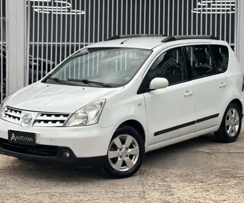 NISSAN LIVINA 1.6 SL 2010