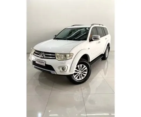 Mitsubishi Pajero dakar 2014 3.2 hpe 4x4 7 lugares 16v turbo intercooler diesel 4p automático