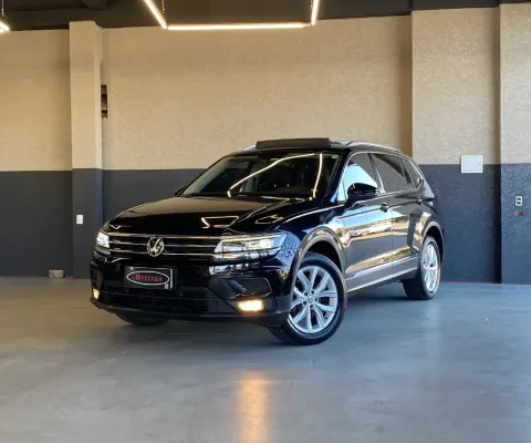 Vw Tiguan Allspace 1.4 TSI COMFORTLINE + câmbio DSG + teto panorâmico