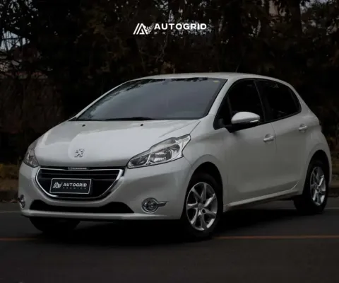 Peugeot 208 Active/Active Pack 1.5 Flex 8V 5p  - Branca - 2015/2016