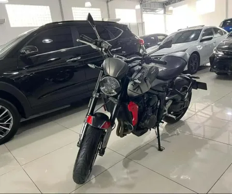 TRIUMPH TRIDENT 2023